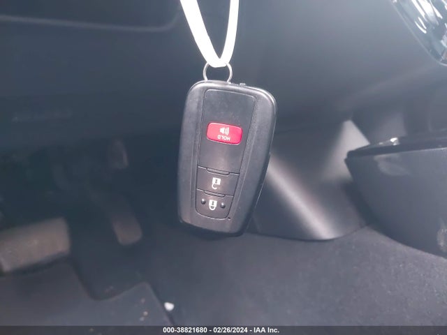 Toyota PRIUS XLE 2019 JTDKARFU3K3075328 Image 11