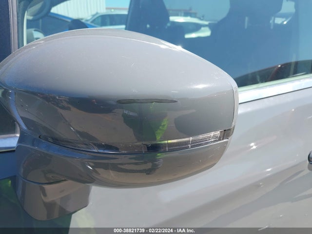2022 CHRYSLER PACIFICA TOURING L VIN: 2C4RC1BG2NR109636