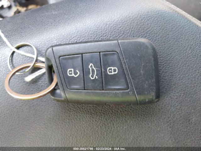 3VWE57BU2KM027360 Volkswagen Jetta 1.4t Sel