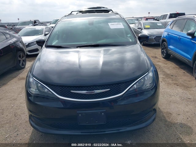 2C4RC1DG0MR542500 Chrysler Voyager Lxi