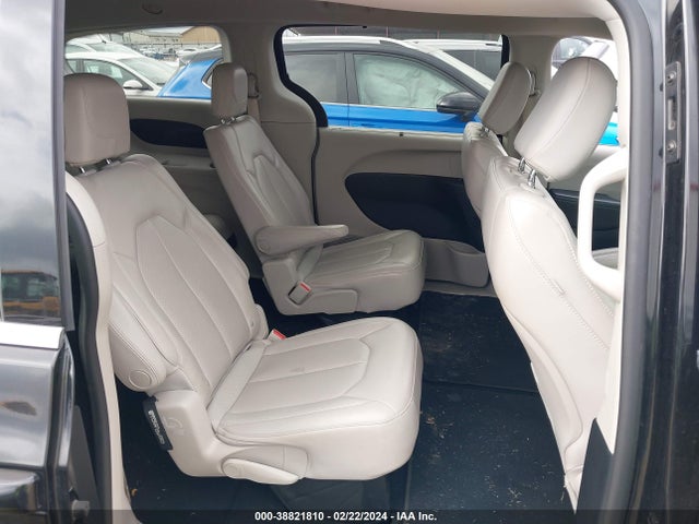 2C4RC1DG0MR542500 Chrysler Voyager Lxi