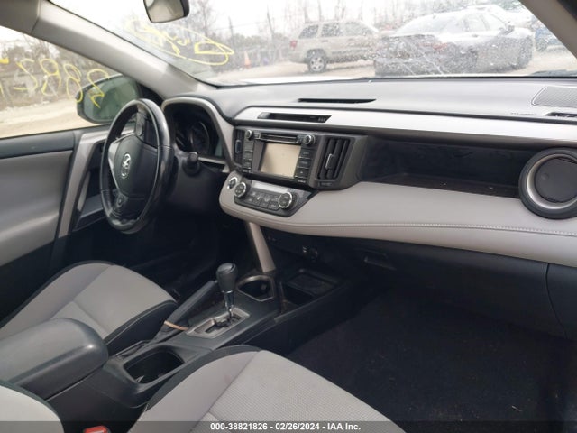 Toyota Rav4 Xle 2018 JTMRFREV0JD230341 Image 5