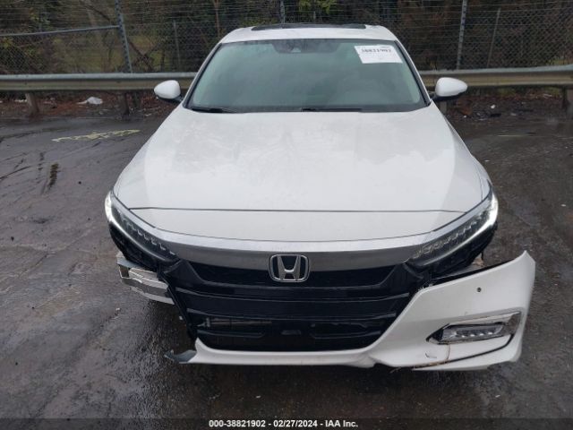 1HGCV2F95JA036392 Honda Accord Touring 2.0t