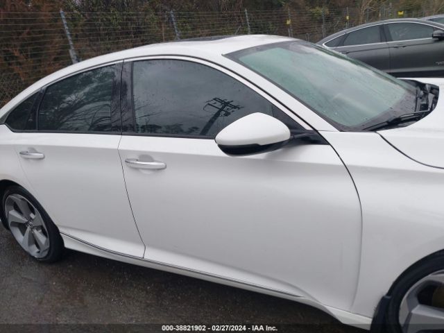 1HGCV2F95JA036392 Honda Accord Touring 2.0t