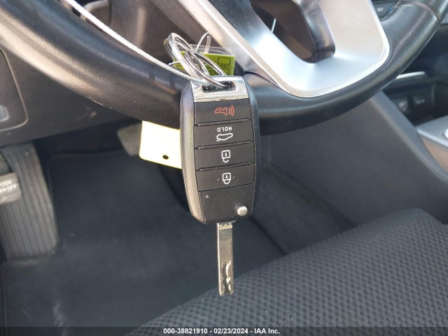 KIA Optima Lx 2019 5XXGT4L30KG333724 Image 11
