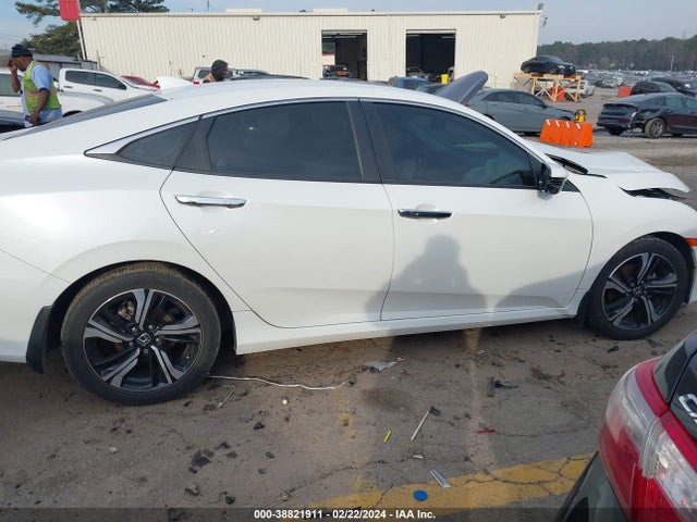 Honda Civic Touring 2018 19XFC1F99JE002478 Image 13