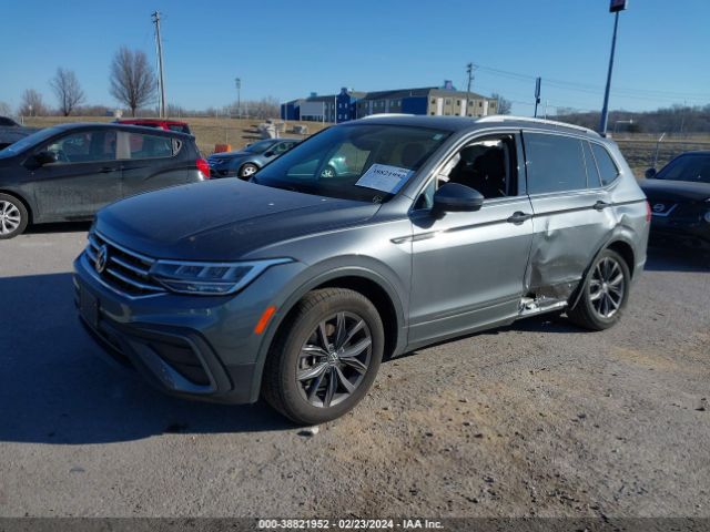 3VV3B7AX2NM062811 Volkswagen Tiguan 2.0t Se