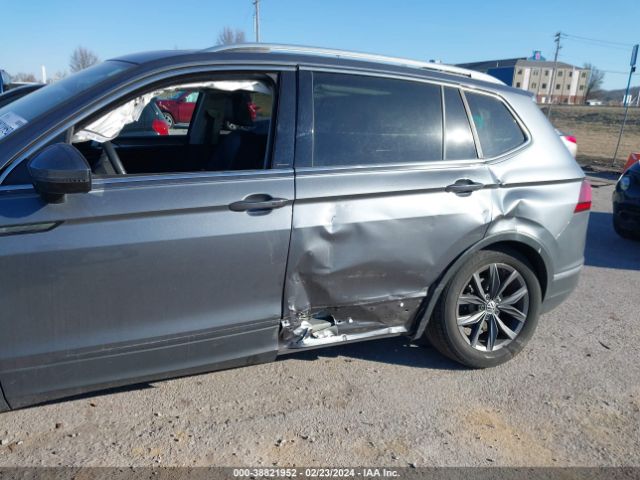 3VV3B7AX2NM062811 Volkswagen Tiguan 2.0t Se