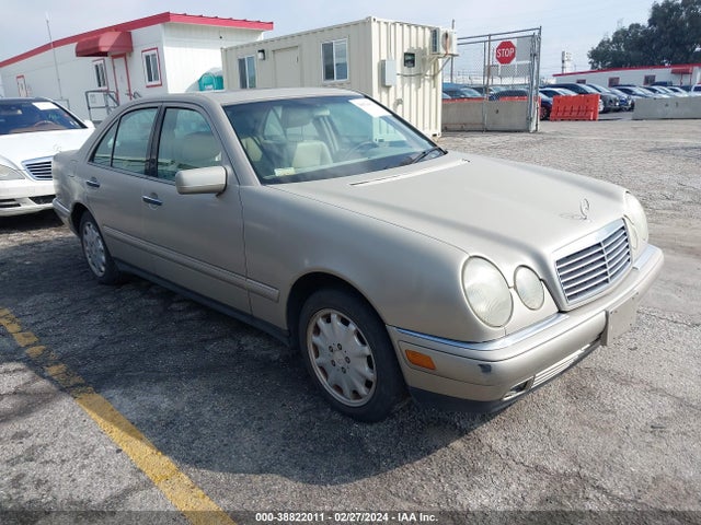 1998 MERCEDES-BENZ E 320 VIN: WDBJF65F5WA647112