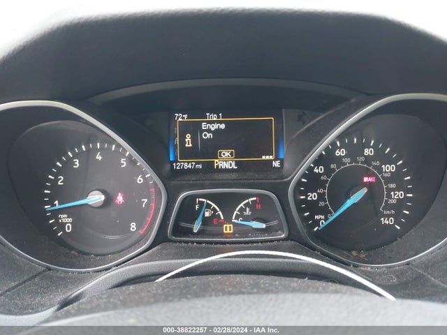 Ford FOCUS SE 2017 1FADP3K28HL216837 Image 7