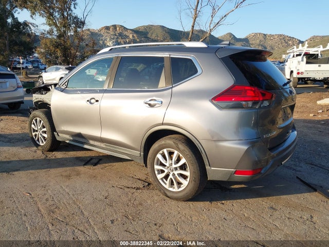 2017 NISSAN ROGUE SV VIN: KNMAT2MVXHP578137