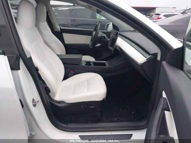 2021 TESLA MODEL Y 5YJYGDEE4MF141669 Photo 4