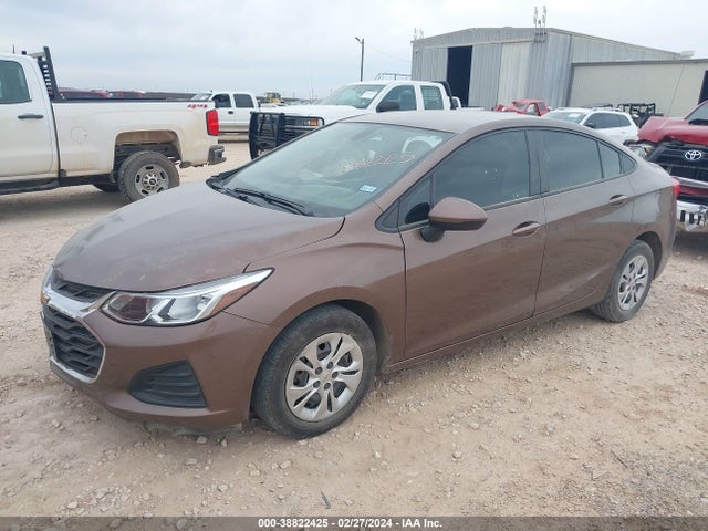 Chevrolet CRUZE LS 2019 1G1BC5SM9K7110268 Image 2