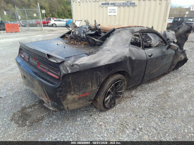 2C3CDZFJ7NH132427 Dodge Challenger R/t Scat Pack
