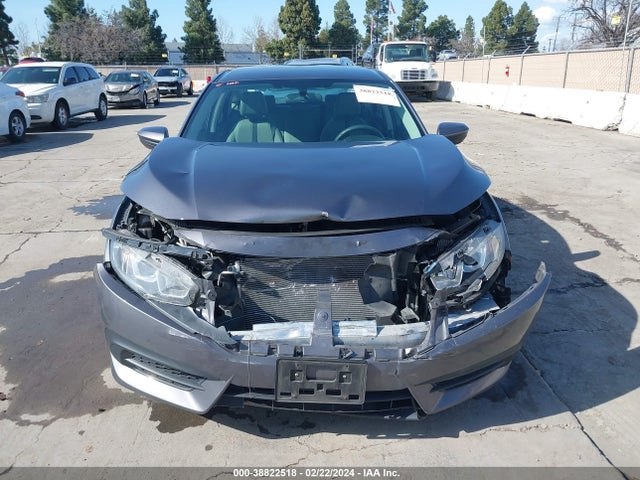 Honda Civic Lx 2018 2HGFC2F53JH608688 Image 13