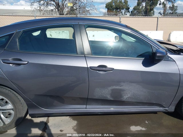 Honda Civic Lx 2018 2HGFC2F53JH608688 Image 14