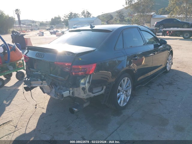 Audi A4 2.0t Premium 2017 WAUGNAF49HN022817 Image 4