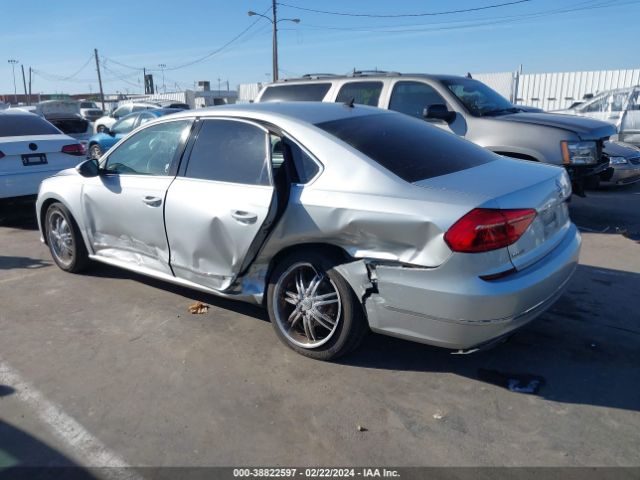 1VWAT7A33GC042455 Volkswagen Passat 1.8t S