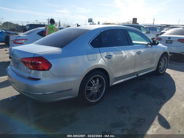 1VWAT7A33GC042455 Volkswagen Passat 1.8t S