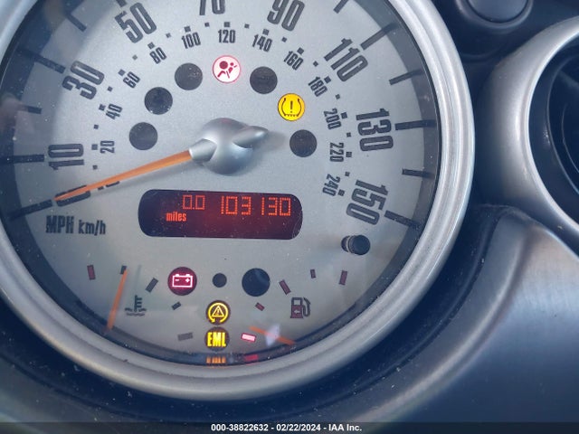 2003 MINI COOPER S WMWRE33433TD58558 Photo 6