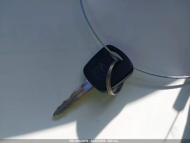 2003 MAZDA TRIBUTE DX VIN: 4F2YZ02B13KM53785