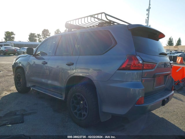 Lexus Lx 570 Three-row 2019 JTJHY7AX9K4282308 Image 3