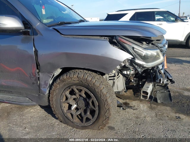 Lexus Lx 570 Three-row 2019 JTJHY7AX9K4282308 Image 6