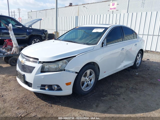 Chevrolet Cruze 1lt Auto 2014 1G1PC5SB0E7370695 Image 2
