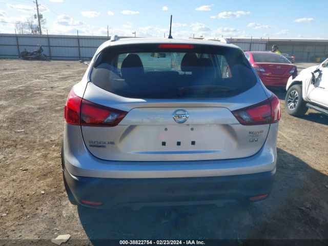 JN1BJ1CP9HW014575 Nissan Rogue Sport Sv