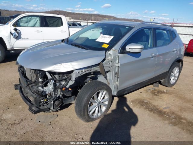 JN1BJ1CP9HW014575 Nissan Rogue Sport Sv