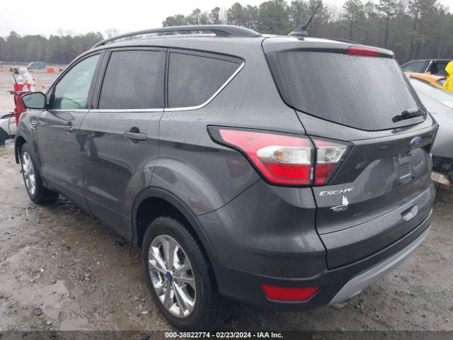 2018 FORD ESCAPE 1FMCU0GD0JUC46580 Photo 2