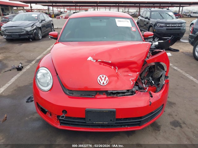 2012 VOLKSWAGEN BEETLE 2.5L VIN: 3VWJP7AT7CM620165