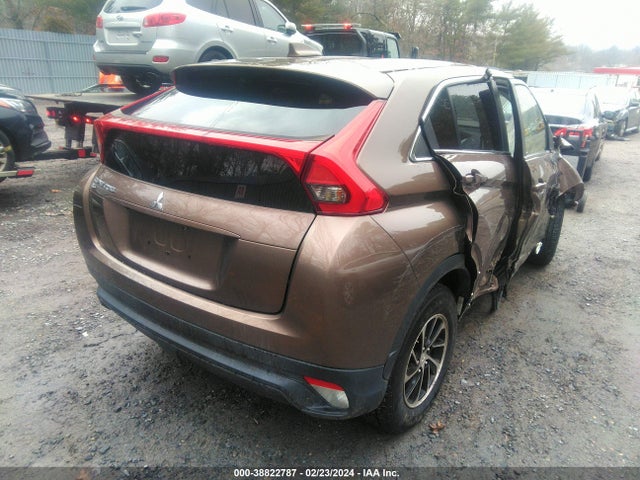 JA4AS3AAXLZ002579 Mitsubishi Eclipse Cross Es 1.5t