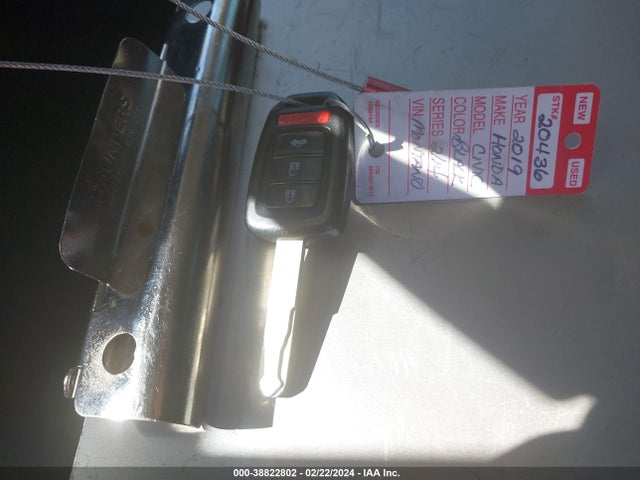 Honda Civic Lx 2019 2HGFC2F61KH503304 Image 11