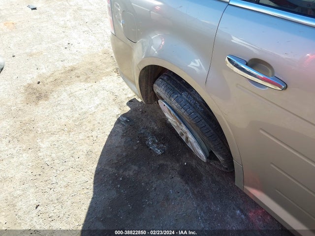 Ford FLEX SEL 2018 2FMGK5C87JBA03156 Image 6