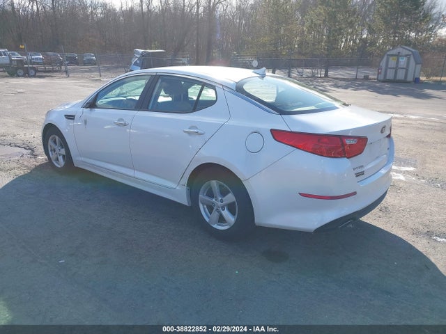 KIA Optima Lx 2015 KNAGM4A74F5540756 Image 3