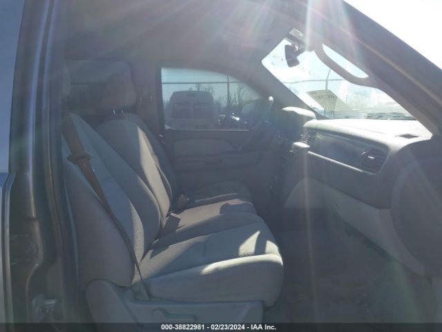 2007 CHEVROLET SUBURBAN 3GNFK163X7G234638 Photo 4