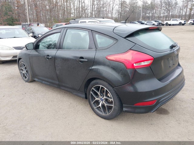 Ford FOCUS SE 2015 1FADP3K2XFL338418 Image 3