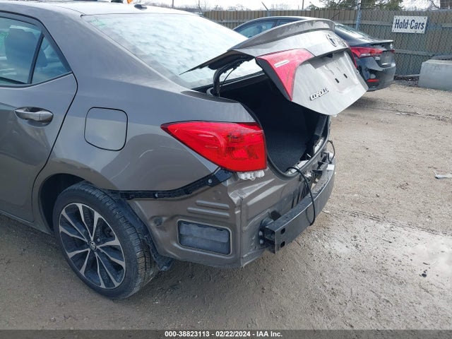 Toyota Corolla Xse 2018 2T1BURHE4JC071761 Image 19