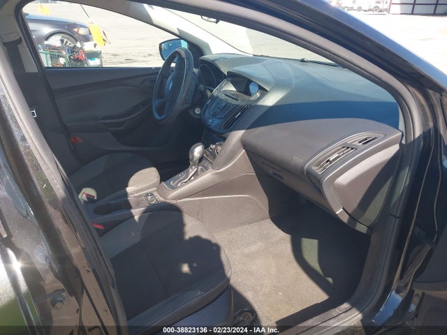 Ford FOCUS S 2014 1FADP3E27EL405115 Image 5