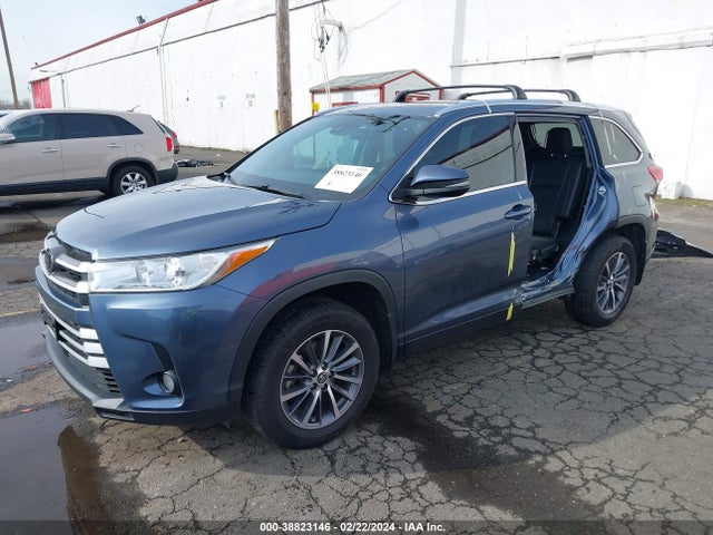 Toyota Highlander Xle 2019 5TDJZRFHXKS955142 Image 2