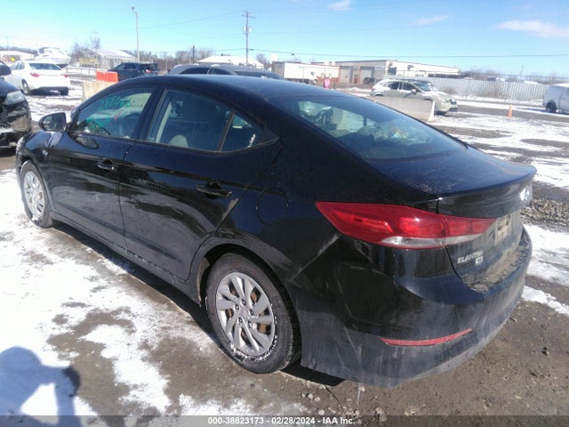 Hyundai ELANTRA SE 2018 5NPD74LF8JH288066 Image 3