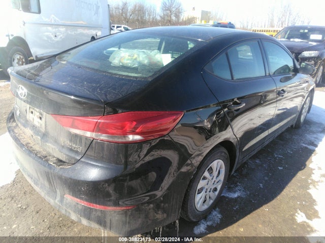 Hyundai ELANTRA SE 2018 5NPD74LF8JH288066 Image 4