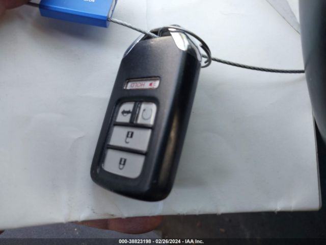 1HGCV2F9XJA049915 Honda Accord Touring 2.0t