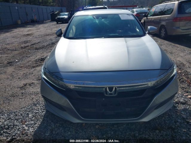 1HGCV2F9XJA049915 Honda Accord Touring 2.0t