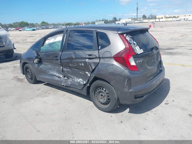 Honda FIT LX 2019 3HGGK5H44KM734980 Image 3