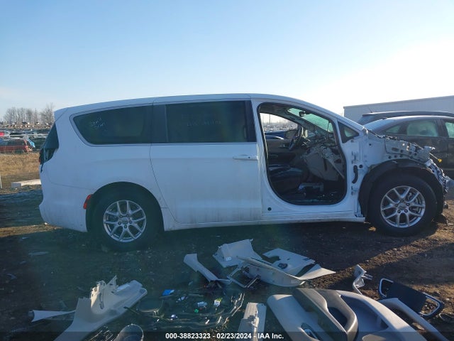 2C4RC1BG6PR549460 Chrysler Pacifica Touring L