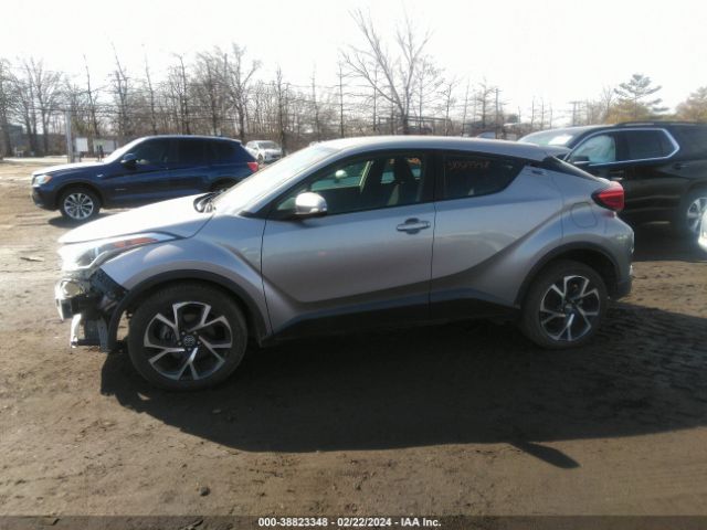 Toyota C-HR XLE 2019 JTNKHMBXXK1037357 Image 14