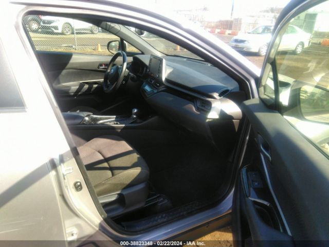 Toyota C-HR XLE 2019 JTNKHMBXXK1037357 Image 5
