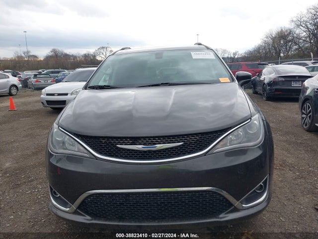 2018 CHRYSLER PACIFICA TOURING L VIN: 2C4RC1BG6JR144352